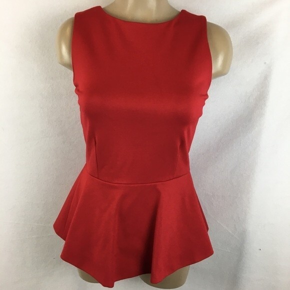 Karina Grimaldi Red Peplum Waist Sleeveless Top S - Picture 1 of 6